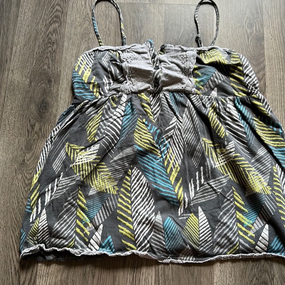 Arizona top